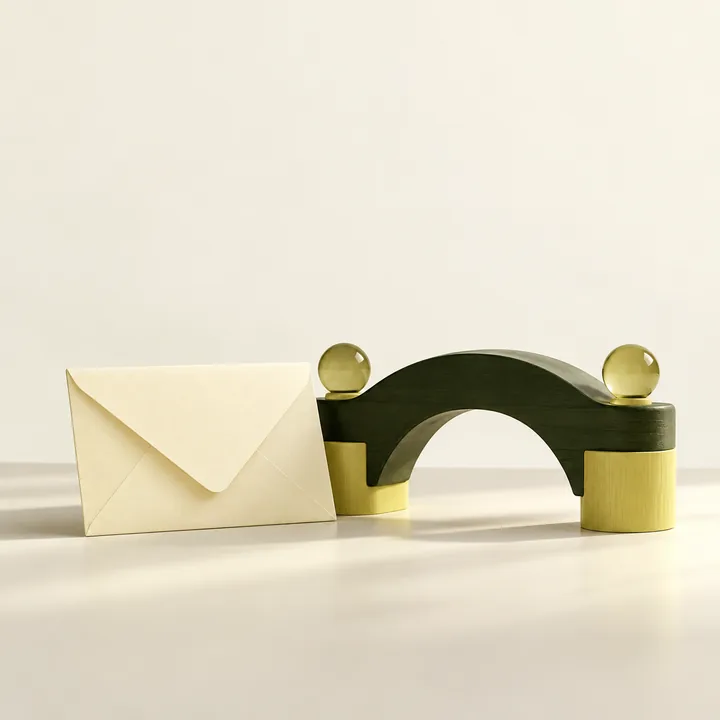 Illustration accompanying external contact actions